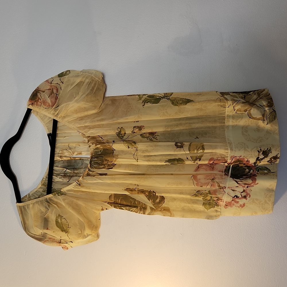 Sirens blouse  pink floral color